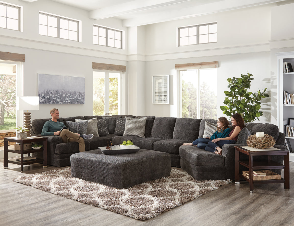 Mammoth - RSF Loveseat