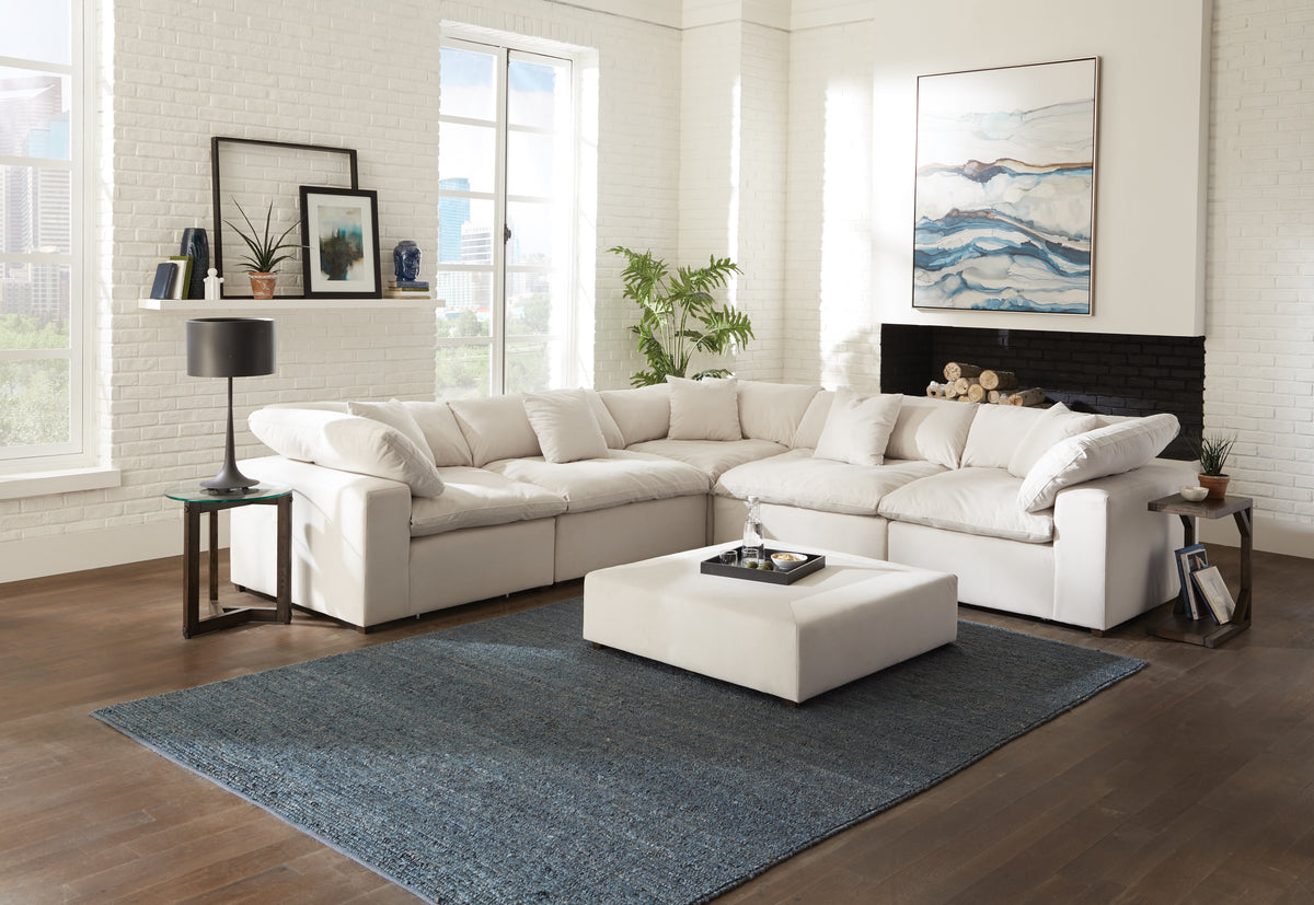 Posh - Cocktail Ottoman