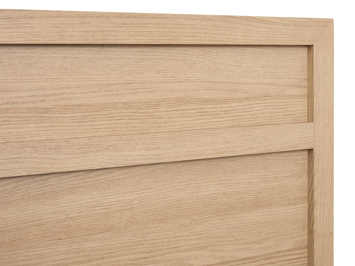 Magnussen Home Merrifield Sandstone Beige King Panel Bed With Nightstand