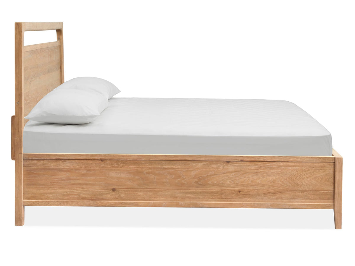 Magnussen Home Somerset Butternut Queen Panel Bed With Nightstand