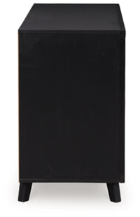 Danziar Queen Panel Bed, 2 Dressers and Nightstand