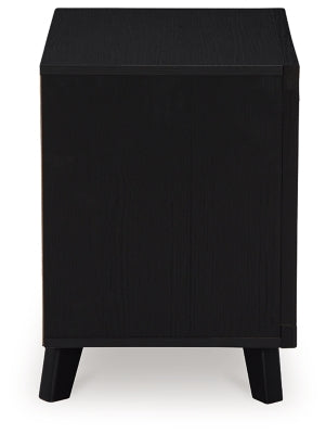 Danziar Queen Panel Bed, 2 Dressers and Nightstand