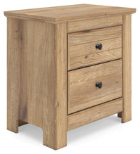 Makidern King Panel Bed, Dresser, Mirror and 2 Nightstands