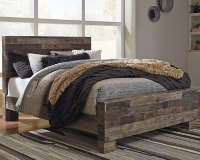 Derekson Queen Panel Bed, Dresser and Mirror