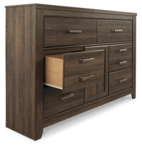 Juararo King Poster Bed, Dresser and Chest