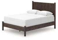 Pamytta Queen Panel Bed, Dresser and Mirror