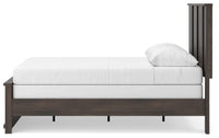 Shaehartin Panel Bed
