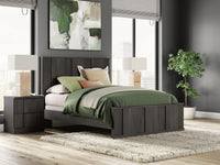 Shaehartin Panel Bed