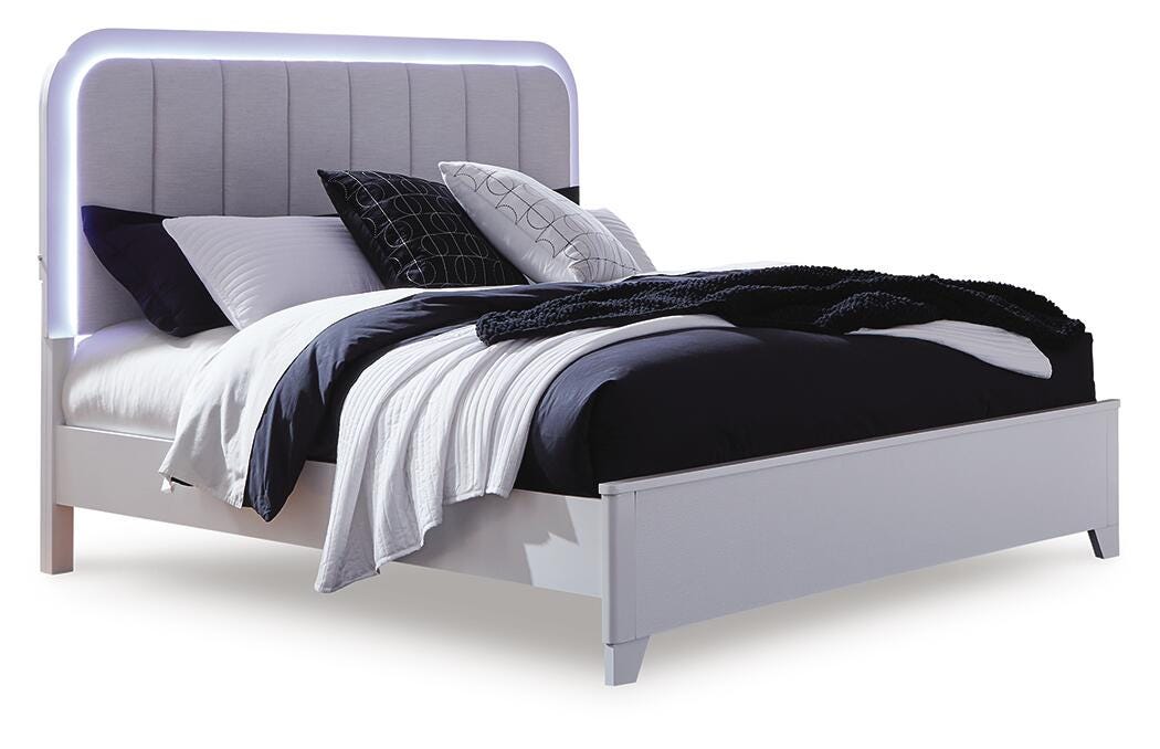 Jarlee Upholstered Panel Bed