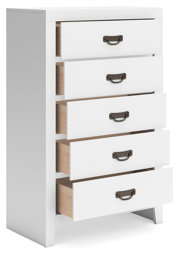 Binterglen King Panel Bed, Dresser, Chest and 2 Nightstands