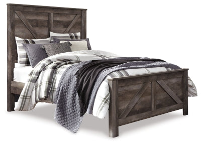 Wynnlow Queen Crossbuck Panel Bed, Dresser and Mirror