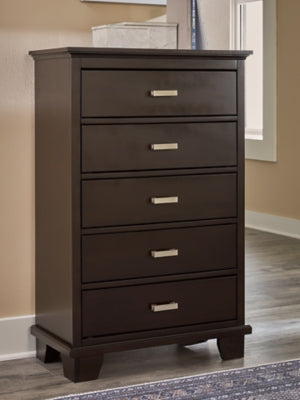 Covetown Queen Panel Bed, Dresser, Mirror, Chest and Nightstand