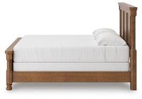 Rowlenstown King Poster Bed, Dresser and 2 Nightstands