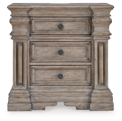 Blairhurst Queen Panel Bed, Dresser, Mirror, 2 Chests and Nightstand