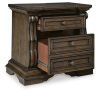 Maylee California King Panel Bed, Dresser, Mirror and Nightstand