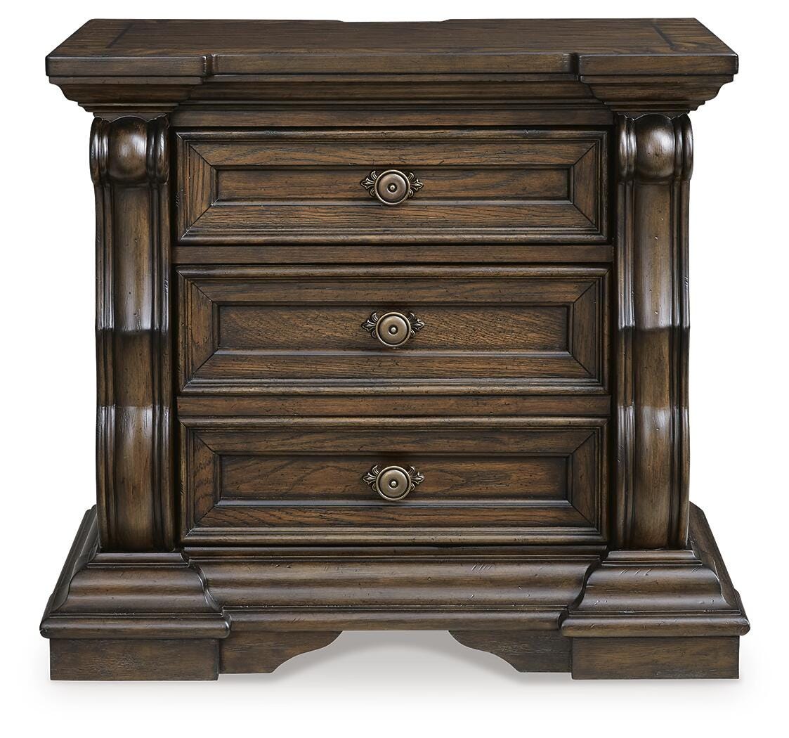 Maylee California King Panel Bed, Dresser, Mirror and Nightstand