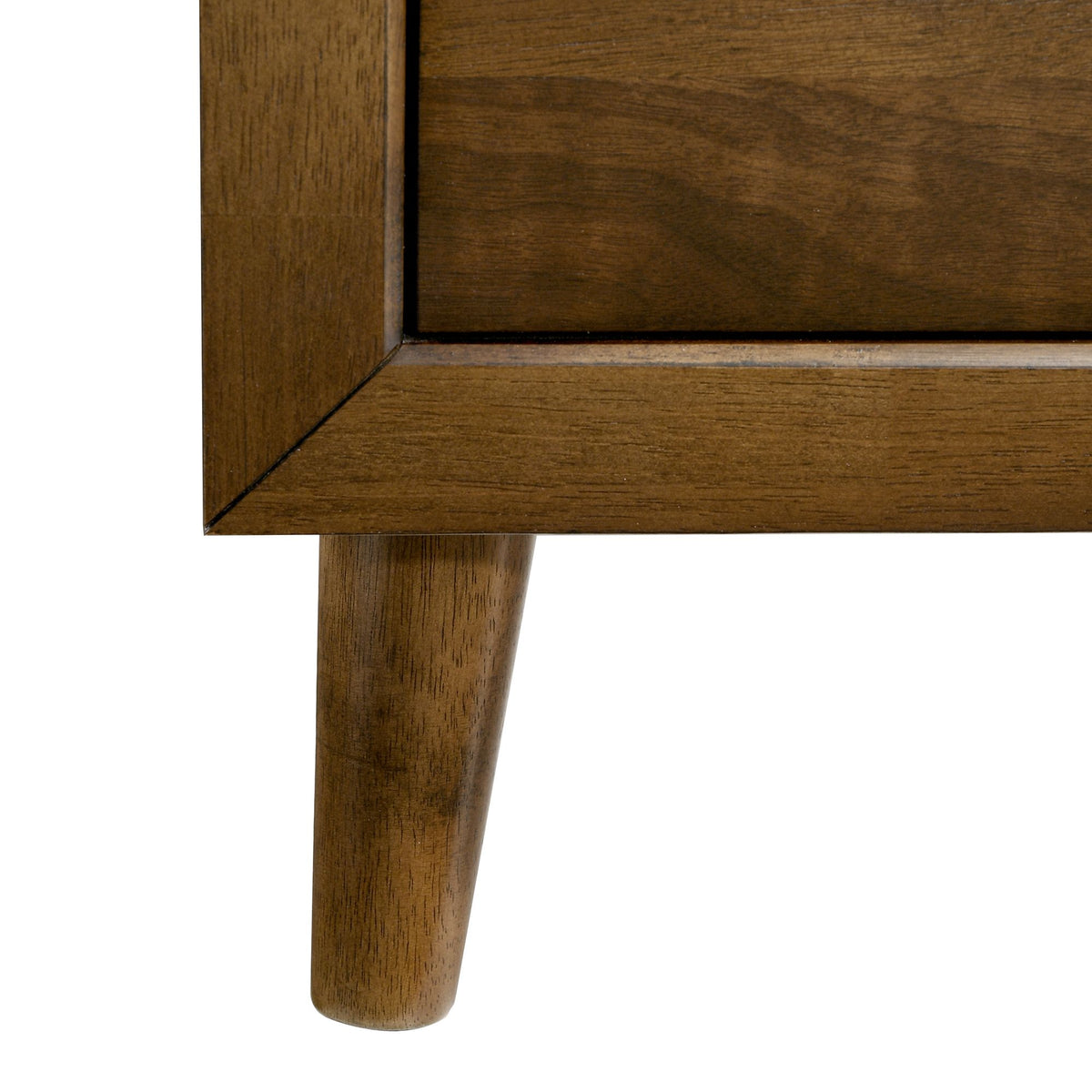 Malibu Queen 3PC Bedroom Set with 2 Nightstands in Walnut
