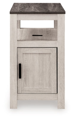 Fendenmore Chairside End Table