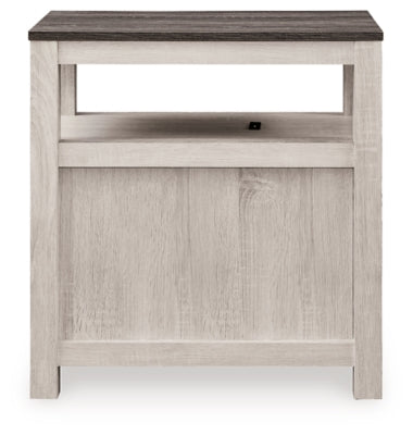Fendenmore Chairside End Table