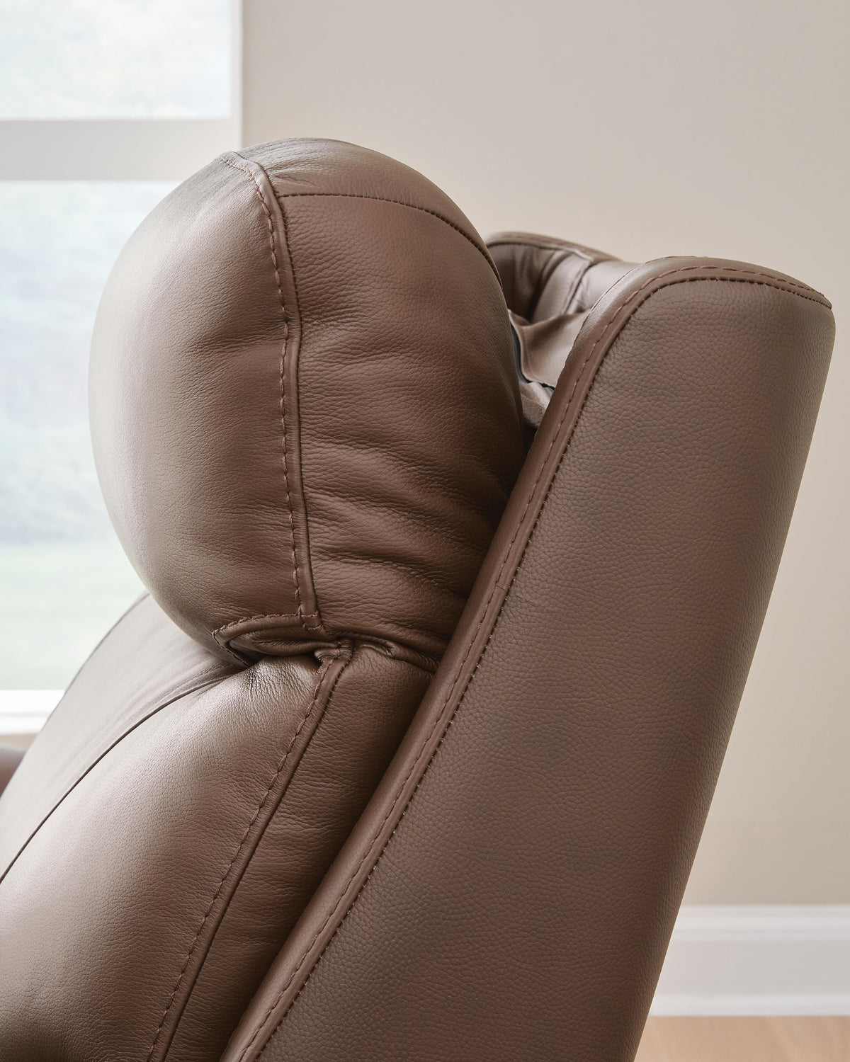 Pincara Power AutoGlide Recliner with Audio System