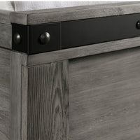 Wade Queen 4PC Bedroom Set with 2 Nightstands & Dresser