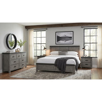Wade Queen 4PC Bedroom Set with 2 Nightstands & Dresser
