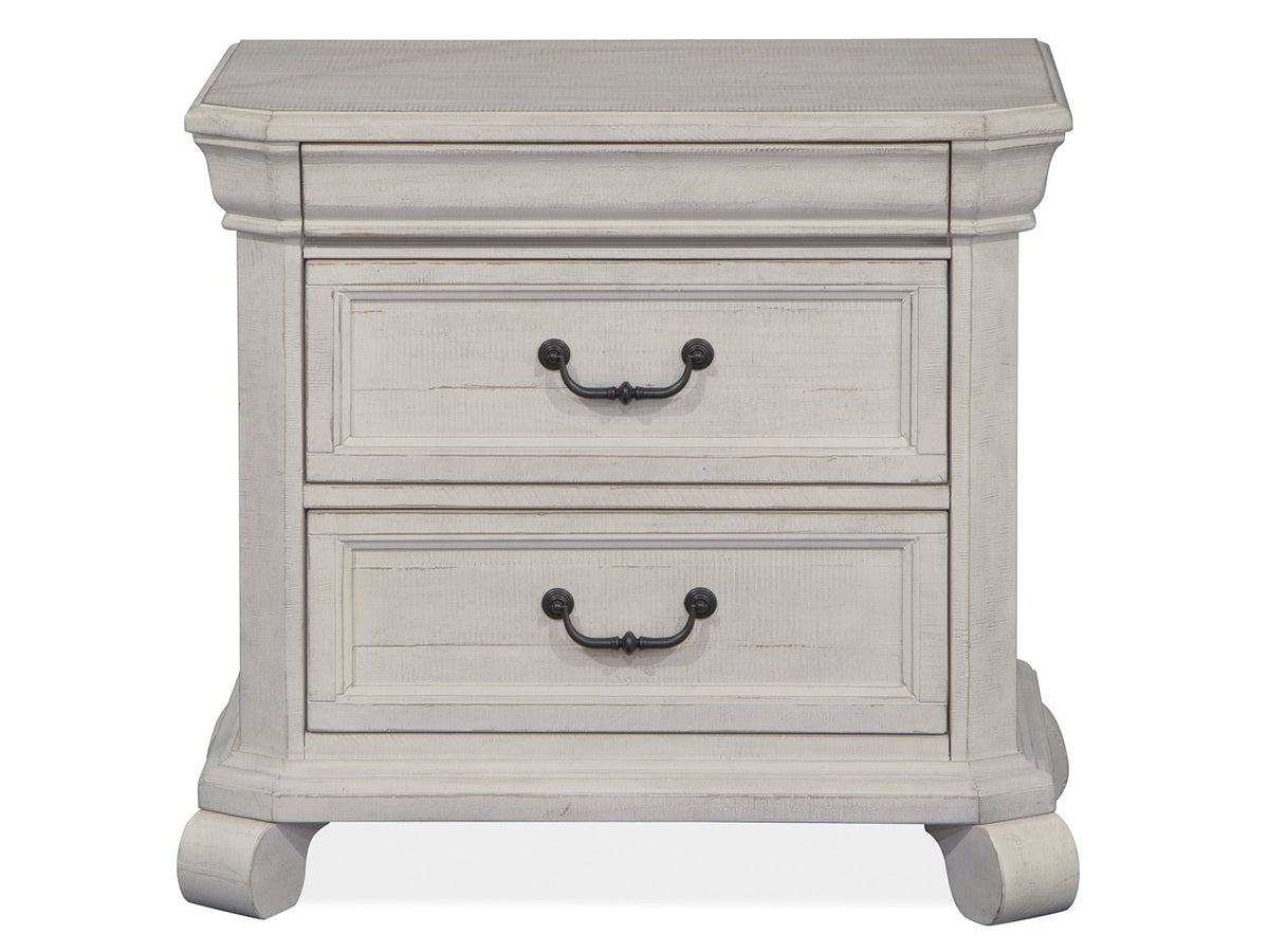 Magnussen Home Bronwyn Alabaster King Shaped Panel Bed With 2 Nightstands