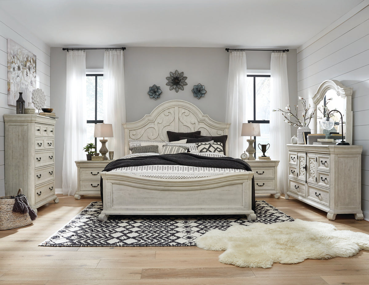 Magnussen Home Bronwyn Alabaster King Shaped Panel Bed With 2 Nightstands
