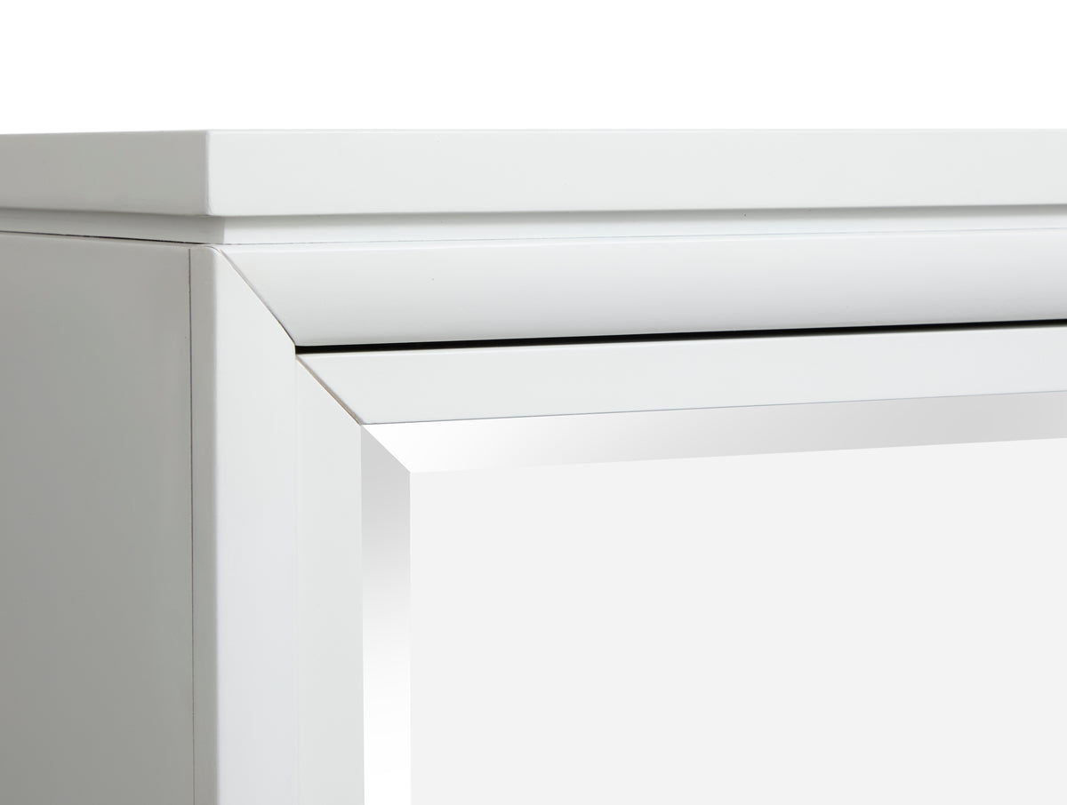 Magnussen Home Springhouse Whisper White Door Chest