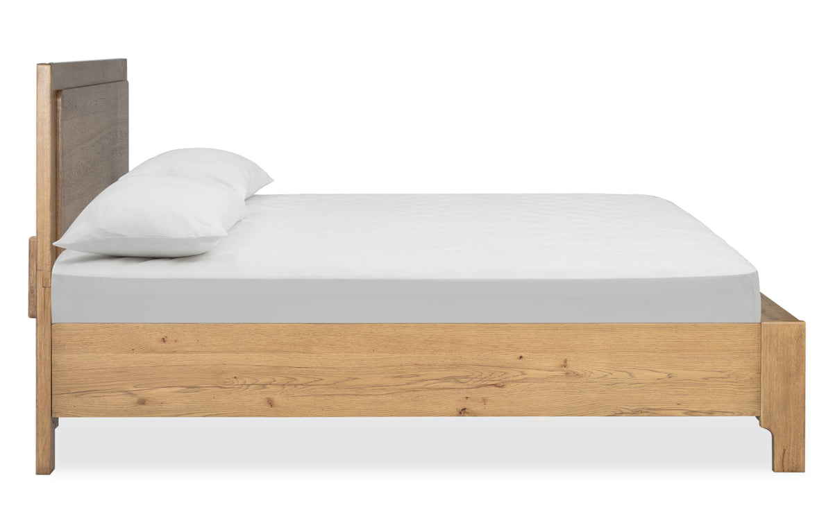 Magnussen Home Davenport Rustic Caramel Queen Panel Bed With 2 Nightstands