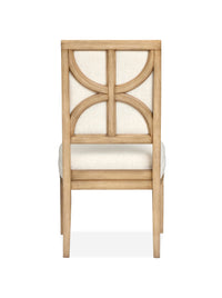Magnussen Home Coventry Honey Maple Extendable 48" Round Dining Table With 4 Upholstered Side Chairs