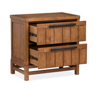 Magnussen Home Conway Honey Wheat Queen Panel Bed With 2 Nightstands