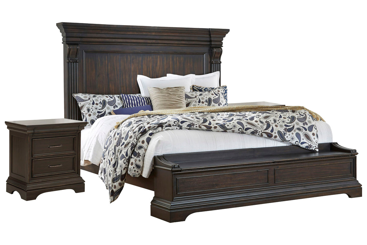 Pulaski Caldwell Smoked Molasses King Storage Bed With 2 Nightstands